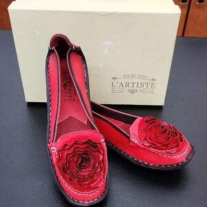 NEW - L'ATISTE Dezi Leather Floral Loafers